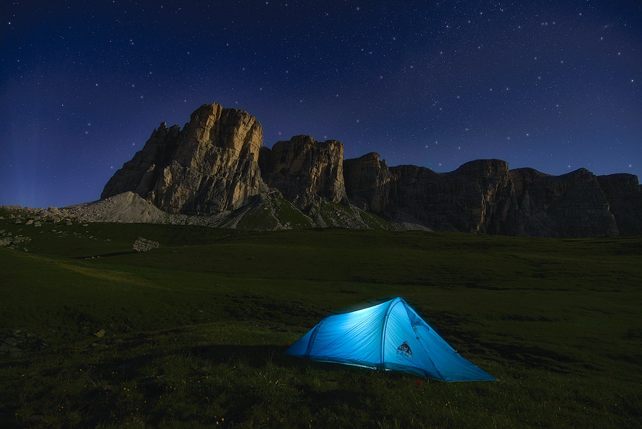 How to Sleep Securely in a Tent While Camping